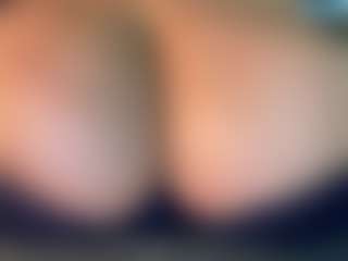 thickfreakylatina's Live Sex Cam Show