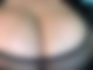 Live cam show with thickfreakylatina - Chubby on SinfulBabes