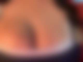 thickfreakylatina's Live Sex Cam Show