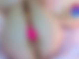 Candy-Flosse's Live Sex Cam Show