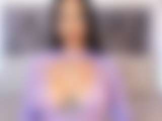 Live cam show with Coco D'Amore - Ebony Lush on liverealitysex.com