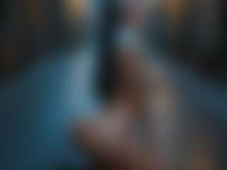 Dominikaaa's Live Sex Cam Show