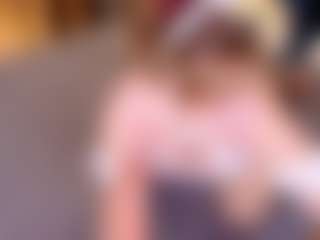 Live cam show with pawzzy - Green Eyes on intimatelivegirls.com