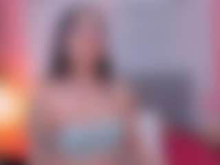 Live cam show with 01ashleyy - Thin on Uber Horny