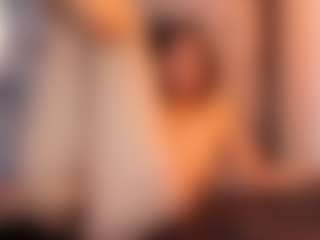 Live cam show with Anya-Belth - Thin on Hubzter Live