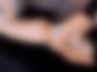 Live cam show with Ana - Moaning on AdultVida.com