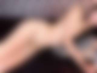 Live cam show with Ana - Double Penetration on CamSodaAdn