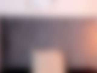 Live cam show with Ana - Striptease on Camming Site