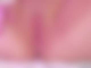 Live cam show with cuttehanna18 - Hazel Eyes on pussylord.com
