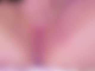 Live cam show with cuttehanna18 - Red Hair on chickslive.net
