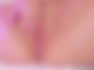 Live cam show with cuttehanna18 - Red Hair on boobsie.com