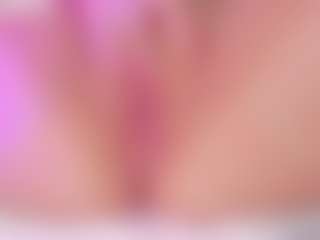 Live cam show with cuttehanna18 - Red Hair on alttransgirls