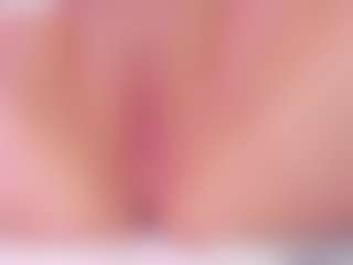 Live cam show with cuttehanna18 - Red Hair on boobsie.com
