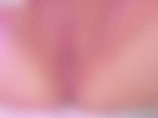 Live cam show with cuttehanna18 - Red Hair on Camsoda Late Night