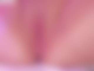 Live cam show with cuttehanna18 - Red Hair on sexylive.show