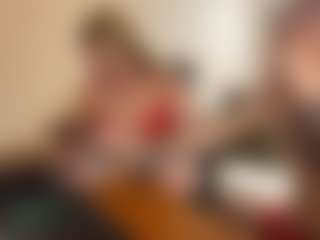 Live cam show with devil15Anna - Average on AdultVida.com