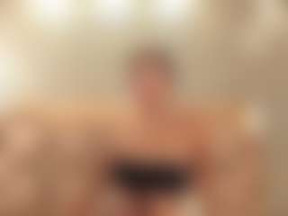 Live cam show with Ikia-Lopezz - Tittyfuck on Camsoda Late Night