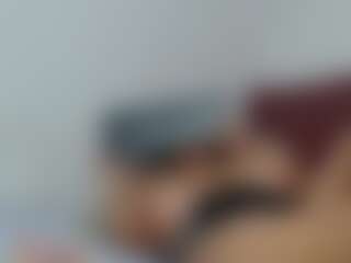 Monicavega08's Live Sex Cam Show