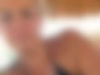 Live cam show with HORNY_BIG_ASS - Big Tits MILF on fapnchat
