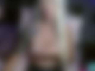 Live cam show with Barbie Doll Kiley - Fake Tits on pussylord.com