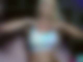 Live cam show with Barbie Doll Kiley - Fake Tits on googirlz