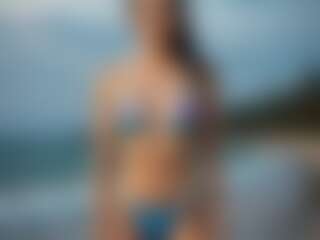 Bella's Live Sex Cam Show