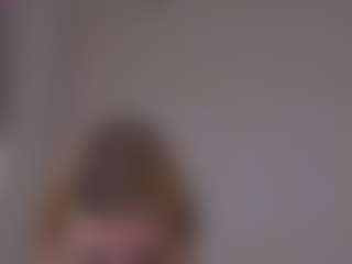 Live cam show with Carol - Upskirt on Latina Girls