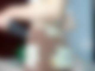 AlaskaFlowers's Live Sex Cam Show