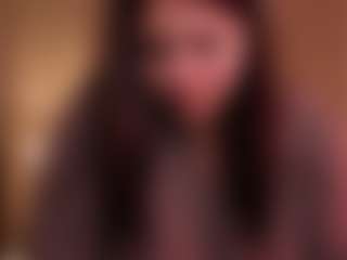 Live cam show with Annette - Brown Hair on Camsoda