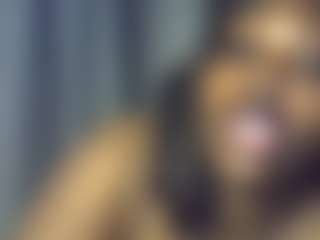 Freakybrula's Live Sex Cam Show