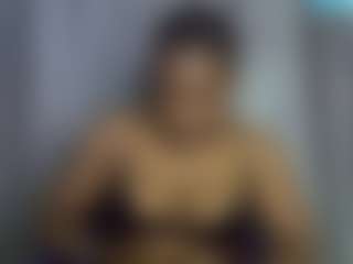 Live cam show with Freakybrula - Messy on Camming Site
