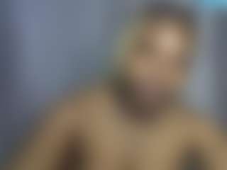 Live cam show with Freakybrula - Small Tits on SpankPalCams
