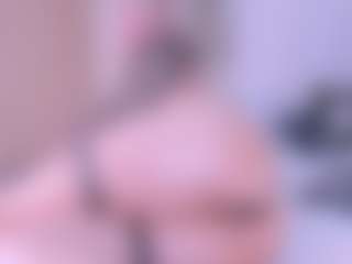 Live cam show with VesperVelvet - Pov on Uber Horny