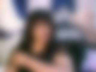 Live cam show with IndiaBlackPanther - Dominant on friskycurves.com