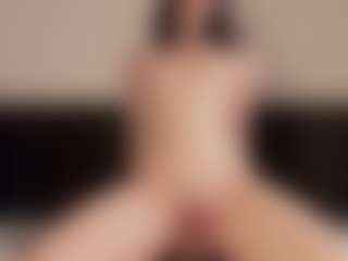 Live cam show with Aliyv - Moaning on Fling VIP Chat