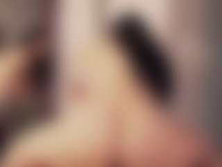 Live cam show with Aliyv - Green Eyes on hotwifechat.live