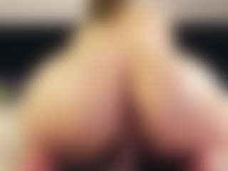 Live cam show with Aliyv - Natural on Camsoda