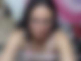 Live cam show with Amaranta - School on hrnylive.com