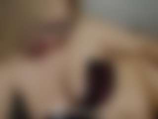 Live cam show with hannavibes - Thin on Dolls Live