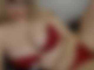 Live cam show with hannavibes - Moaning on camwithhim.com