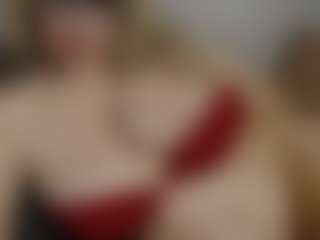 Live cam show with hannavibes - Green Eyes on luckytryst.com