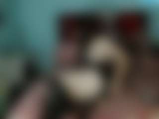 lau's Live Sex Cam Show