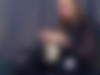 Show live cam dengan AlexandraZaryanova - Granny MILF di Camsoda