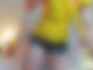 Live cam show with aprilwatsonn - Brown Hair on CSO-WL