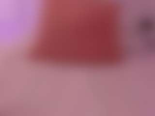 Live cam show with aprilwatsonn - Green Eyes on AdultVida.com