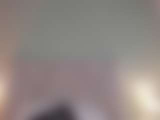 aprilwatsonn's Live Sex Cam Show