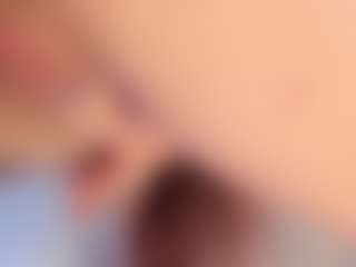aprilwatsonn's Live Sex Cam Show
