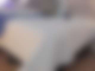 aprilwatsonn's Live Sex Cam Show
