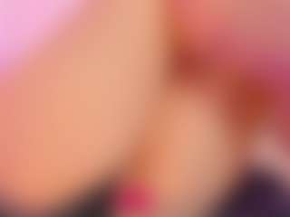 Live cam show with aprilwatsonn - Shaved on CSO-WL