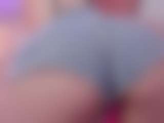 aprilwatsonn's Live Sex Cam Show